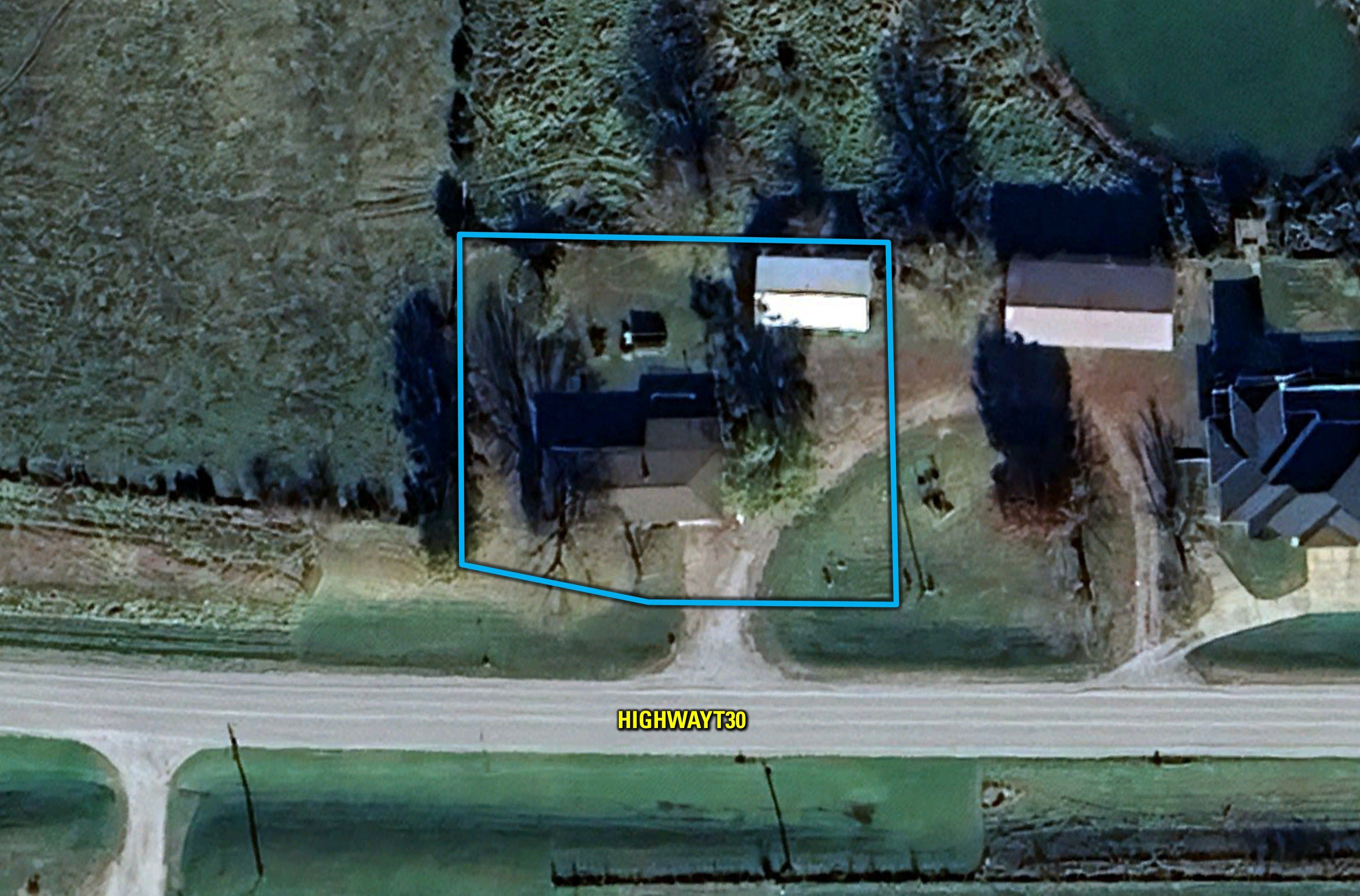 Listing Photo: House Close